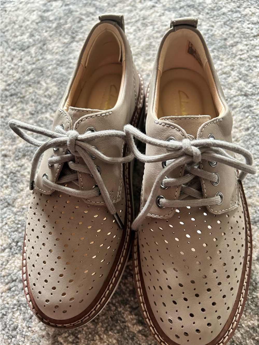 Clarks Women's boots: size 6M.